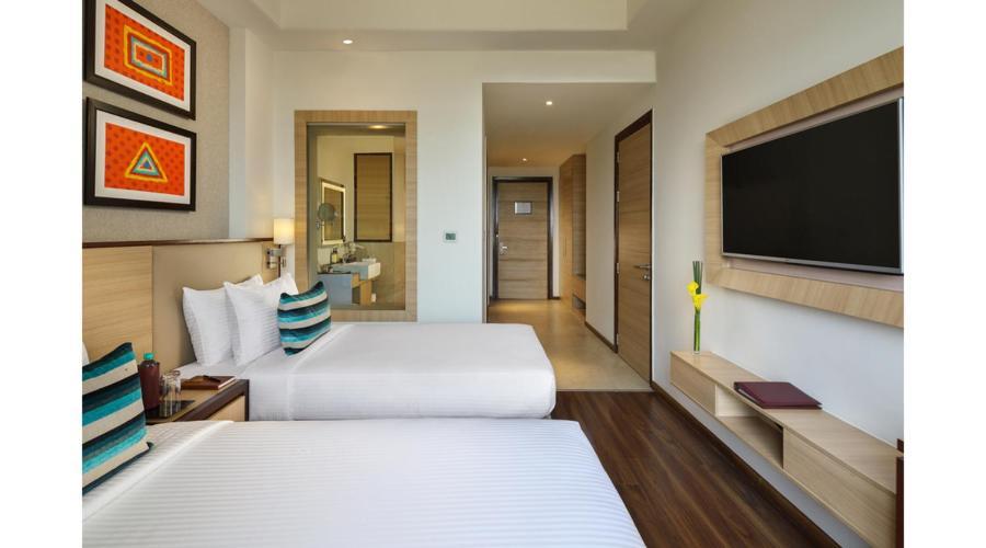 Sandal Suites By Lemon Tree Hotels Noida Kültér fotó
